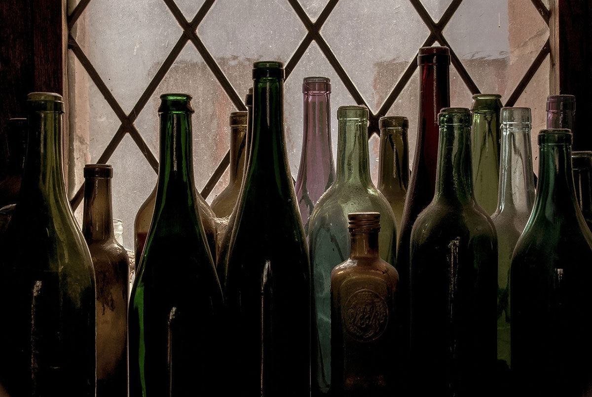 History of Bottled Water: Who Invented It and When? – CustomWater.com